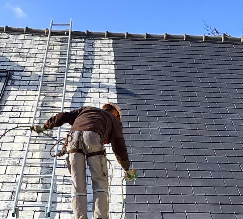 Travaux de toiture en neuf et en rénovation. Artisan Couvreur dans les Côtes-d’Armor (22). Intervention en cas de fuite d’eau sur votre toit - PROJET TOIT BRETAGNE